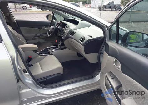 2015 Honda Civic Lx z USA, uszkodzony, nr VIN 19XFB2F57FE105251